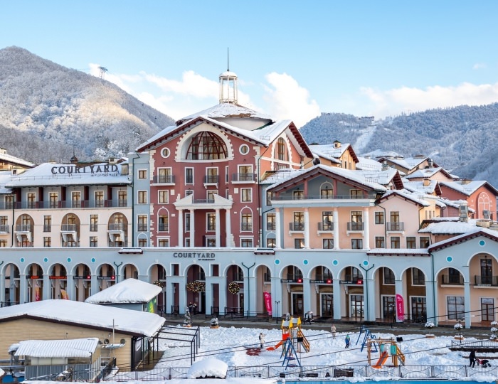 Внешний вид и территория - Отель Courtyard Marriott Sochi Krasnaya Polyana / Кортъярд Марриотт Сочи Красная Поляна