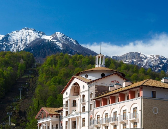 Внешний вид и территория - Отель Courtyard Marriott Sochi Krasnaya Polyana / Кортъярд Марриотт Сочи Красная Поляна